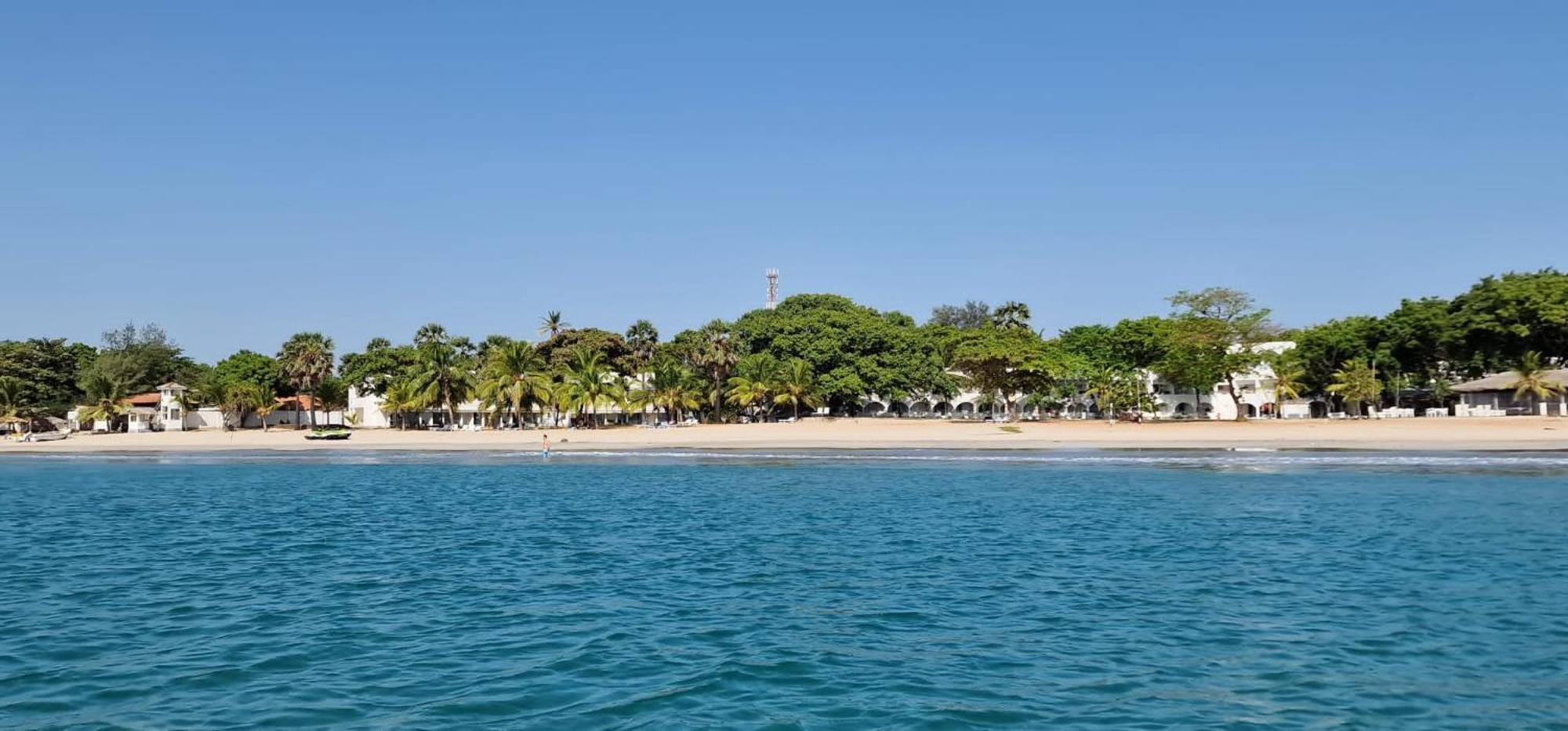 Lucky Beach Resort Trincomalee Exterior photo